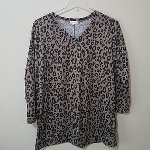 Sweet Lovely cheetah print long sleeve top sz XL